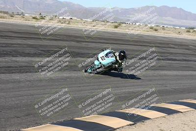 media/Jan-16-2026-CVMA Friday Practice (Fri) [[6f2bf47531]]/5-Racer 4-Trackday1/Session 2 (Bowl)/